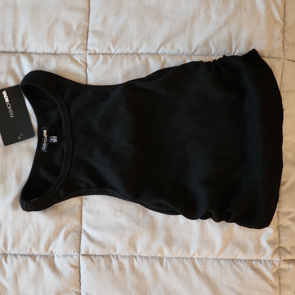 Fashion Nova tank top size M